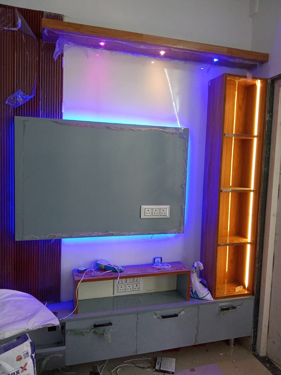 Modern Led Tv Console Unit